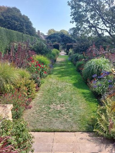 Red Border Garden as seen By National Trust members on their visit to Hidcote Graden